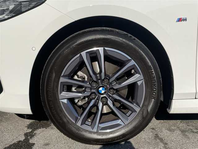 ＢＭＷ ＢＭＷ ２１８ｉ アクティブツアラー Mスポーツ 大阪府 2022(令4)年 0.8万km アルピンホワイトⅢ ワンオーナー/純正HDDナビ/（Bluetooth/AppleCarPlay/AndroidAuto)/アクティブクルーズコントロール/全方位モニター/ブラインドスポットモニター/前後コーナーセンサー/衝突軽減システム/パーキングアシスト/電動リアゲート/ハーフレザーシート（黒）/ヘッドアップディスプレイ/前席パワーシート/運転席メモリーシート/前席シートヒーター/前後ドライブレコーダー/純正LEDヘッドライト/純正17インチAW/ETC/保証書/取扱説明書/スペアキー×１