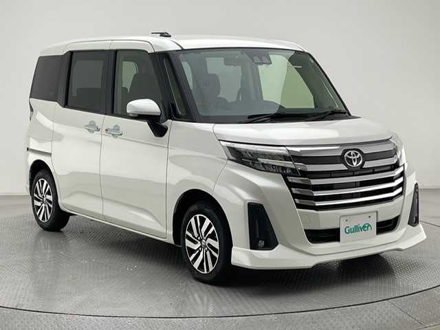 トヨタ ルーミー カスタムG 兵庫県 2022(令4)年 2.5万km パールホワイトⅢ 純正7インチSDナビ（NSZT-W68T）/（フルセグ/CD/DVD/Bluetooth/NSV）/バックカメラ/ビルトインETC2.0/両側パワースライドドア/LEDヘッドライト/LEDフォグ/オートライト/オートマチックハイビーム/純正14インチアルミホイール/レーダークルーズコントロール/コーナーセンサー（前後）/LDA/PCS/アイドリングストップ/電動パーキング/HOLD/スマートキー/スペアキー
