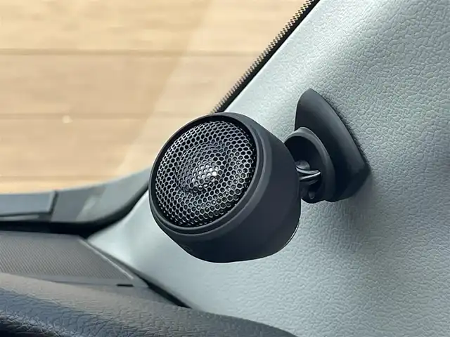 ホンダ ジェイド ハイブリッド RS ホンダセンシング 宮崎県 2019(令1)年 6.1万km プラチナホワイトパール 黒ハーフレザーシート/メモリナビStrada【CN-F1X10BGD】/(AM/FM/Bluetooth/CD/DVD/フルセグTV】/ETC/バックカメラ/パドルシフト/オートライト/衝突軽減ブレーキ(CMBS)/路外逸脱抑制/アダプティブクルーズコントロール/車両接近通報装置/車線維持支援システム(LKAS)/クリアランスソナー/コーナーセンサー/盗難防止装置/横滑り防止機能/電格ウィンカーミラー/プッシュスタート/純正フロアマット/純正１８インチアルミホイール/ステアリングスイッチ/フロントフォグランプ/ドアバイザー/前後ドライブレコーダー【ZDR016】/取扱説明書/保証書