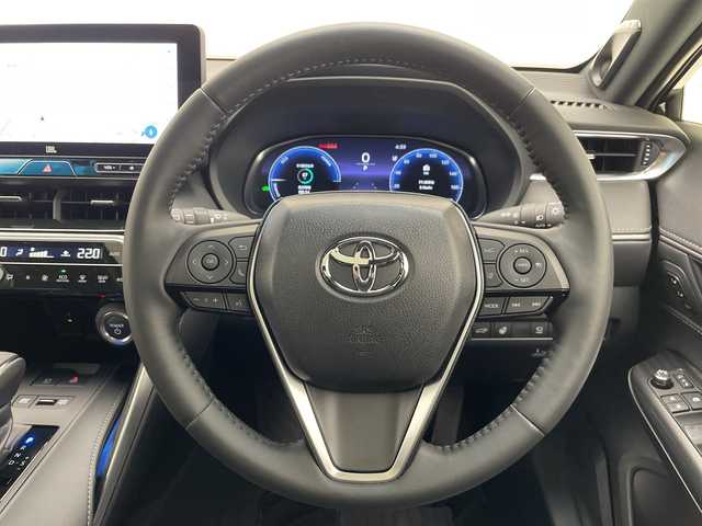 トヨタ ハリアー ハイブリッド Z レザーパッケージ 愛知県 2025(令7)年 0.4万km ブラック モデリスタエアロ/純正12.4型ディズプレイオーディオナビ/プレミアムサウンドJBL/ガラスルーフ/全方位カメラ/レーダークルーズコントロール/シートヒーター/エアシート/バックカメラ/電動リアゲート/パワーシート/ヘッドアップディスプレイ/コーナーセンサー/純正アルミホイール/ETC2.0/ブラインドスポットモニター/LEDヘッドライト/ステアリングヒーター/インテリジェントミラー/ドライブレコーダー/ワイヤレス充電機/衝突軽減システム/フルセグ/Bluetooth/ステアリングスイッチ/スマートキー/プッシュスタート