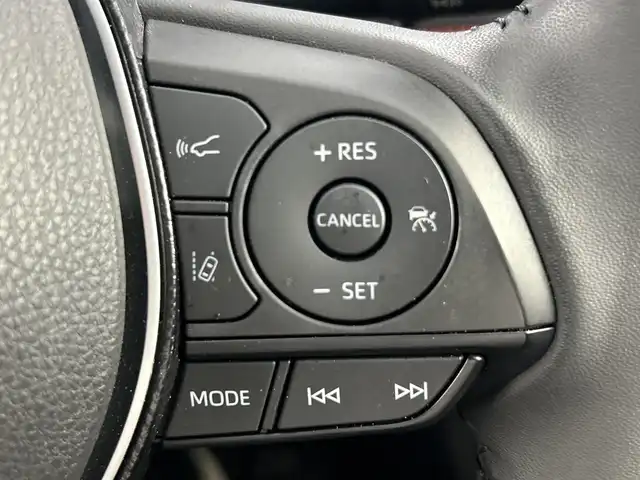 トヨタ ＲＡＶ４ アドベンチャー 愛知県 2020(令2)年 3.2万km アティチュードブラックマイカ 禁煙車/４WD/ワンオーナー/9インチナビ/（CD/DVD/Bluetooth/フルセグTV/SD)/バックカメラ/TRDフロントバンパーガーニッシュ/パノラマサンルーフ/トヨタセーフティセンス/・プリクラッシュセーフティ/・レーダークルーズコントロール/・レーンキープアシスト/・オートマチックハイビーム/・ロードサインアシスト/ドライブレコーダー/ETC/ブラック合皮スポーティシート/パワーシート/NITROpower製17インチアルミホイール/ホワイトレタータイヤ/ブラックルーフレール/ダウンヒルアシストコントロール/電子パーキングブレーキ/オートホールド/ラゲッジマット/オートリトラクダブルミラー/イルミスカッフプレート/ドアハンドルプロテクター/スマートキー/スペアキー有/プッシュスタート/LEDヘッドライト/フロントフォグランプ/リフトアップ