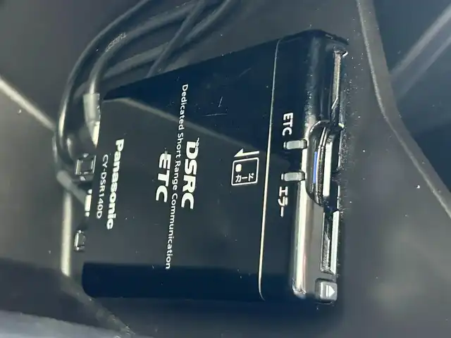 スバル レヴォーグ 2．0STIスポーツアイサイト 静岡県 2016(平28)年 9.8万km WRブルーパール 純正ディーラーナビ/４WD/フルセグTV/Bluetooth・AM・FM/CD・DVD/アドバンスドパッケージ/ガナドールマフラー/サンルーフ/赤黒レザーシート/運転席シートメモリ/前席パワーシート・シートヒーター/アイサイトver3/ブラインドスポットモニター/衝突軽減ブレーキ/追従クルーズコントロール/アクティブレーンキープ/ハイビームアシスト/リアビークルディテクション/ビルトインETC/フロント・リアUSB電源/LEDヘッドライト/LEDフォグランプ/LEDアクセサリーライナー/純正18インチアルミ/社外スタッドレスタイヤ・ホイール車載/ASSURAレーダー/ドライブレコーダー/革巻きステアリング/純正ドアバイザー/保証書・取説・スペアキー