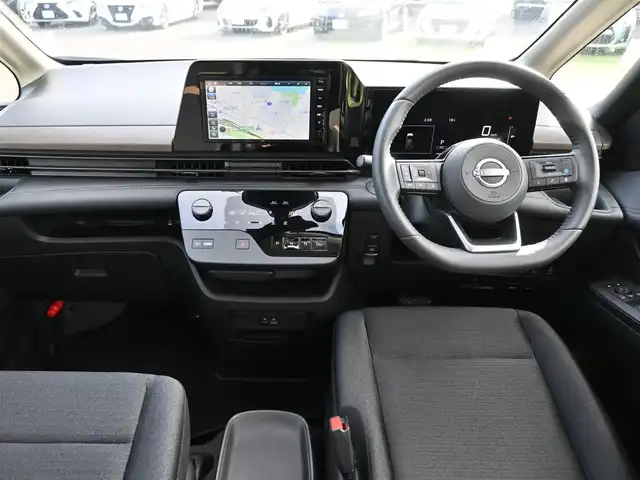 日産 セレナ e－パワー ハイウェイスター V 千葉県 2024(令6)年 1.2万km ダイヤモンドブラック エマージェンシーブレーキ/プロパイロット/インテリジェントクルーズコントロール/インテリジェントルームミラー/両側パワースライドドア/純正コネクティッドナビ/地デジTV/【Bluetooth接続】/アラウンドビューモニター/ドライブレコーダー/革巻きステアリング/ステアリングスイッチ/ETC/LEDヘッドライト/ウインカーミラー/コーナーセンサー/純正16インチアルミホイル/サイド/カーテンエアバッグ/インテリジェントキー