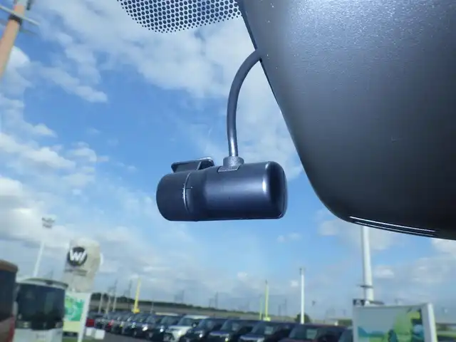 日産 セレナ e－パワー ハイウェイスター V 千葉県 2024(令6)年 1.2万km ダイヤモンドブラック エマージェンシーブレーキ/プロパイロット/インテリジェントクルーズコントロール/インテリジェントルームミラー/両側パワースライドドア/純正コネクティッドナビ/地デジTV/【Bluetooth接続】/アラウンドビューモニター/ドライブレコーダー/革巻きステアリング/ステアリングスイッチ/ETC/LEDヘッドライト/ウインカーミラー/コーナーセンサー/純正16インチアルミホイル/サイド/カーテンエアバッグ/インテリジェントキー