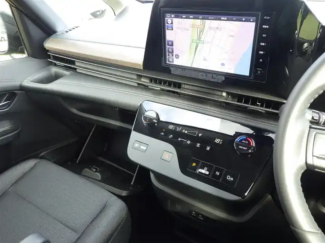 日産 セレナ e－パワー ハイウェイスター V 千葉県 2024(令6)年 1.2万km ダイヤモンドブラック エマージェンシーブレーキ/プロパイロット/インテリジェントクルーズコントロール/インテリジェントルームミラー/両側パワースライドドア/純正コネクティッドナビ/地デジTV/【Bluetooth接続】/アラウンドビューモニター/ドライブレコーダー/革巻きステアリング/ステアリングスイッチ/ETC/LEDヘッドライト/ウインカーミラー/コーナーセンサー/純正16インチアルミホイル/サイド/カーテンエアバッグ/インテリジェントキー