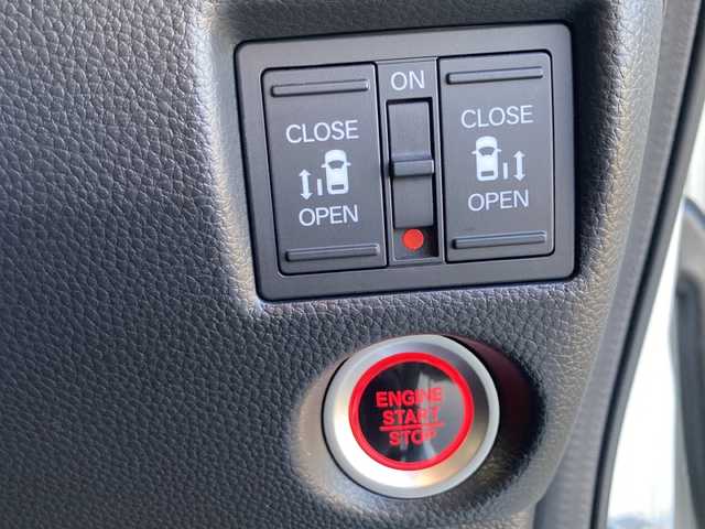 ホンダ Ｎ ＢＯＸ カスタム L ターボ 岐阜県 2021(令3)年 5.8万km プラチナホワイトパール 登録時走行距離：57376km/純正ナビ/バックカメラ/テレビ・Bluetooth・CD/両側パワースライドドア/レーダークルーズコントロール/ホンダセンシング/コーナーセンサー/ETC/LEDヘッドライト/オートライト/ハーフレザーシート/純正15インチアルミホイール/プッシュスタート/スマートキー