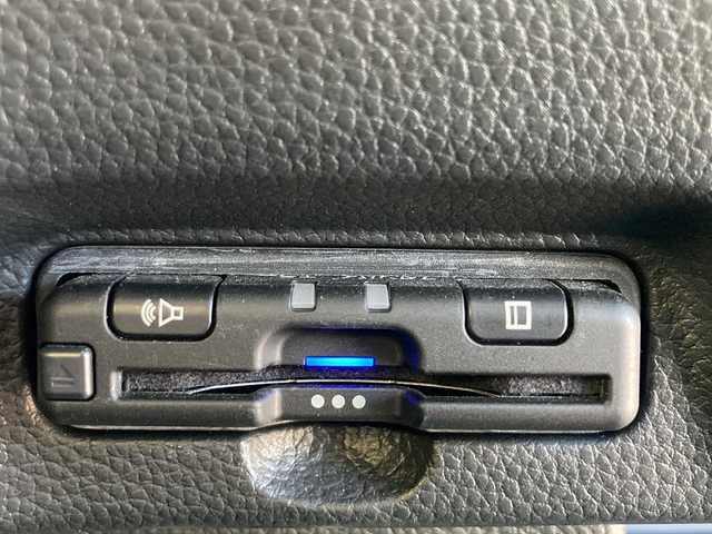 ホンダ Ｎ ＢＯＸ カスタム L ターボ 岐阜県 2021(令3)年 5.8万km プラチナホワイトパール 登録時走行距離：57376km/純正ナビ/バックカメラ/テレビ・Bluetooth・CD/両側パワースライドドア/レーダークルーズコントロール/ホンダセンシング/コーナーセンサー/ETC/LEDヘッドライト/オートライト/ハーフレザーシート/純正15インチアルミホイール/プッシュスタート/スマートキー