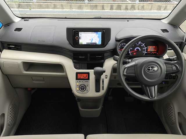 スバル ステラ G 山口県 2016(平28)年 7.2万km ブラックマイカメタリック 社外メモリナビ【GCX515】/・ワンセグテレビ/・Bluetooth/・CD／DVD/・AM/FM/・USB／iPod/ETC/バックカメラ/プッシュスタート/スマートキー/オートライト/オートエアコン/電動格納ミラー/純正フロアマット/スマートアシストIII/・衝突回避支援ブレーキ機能/・衝突警報機能/・車線逸脱警報機能/・AT誤発進抑制制御機能/・先行車発進お知らせ機能/安全装備 	 	 /・デュアルSRSエアバッグ	 	 	 /・ABS（EBD付）	 	 	 /・VDC	 	 	 /・エマージェンシーストップシグナル