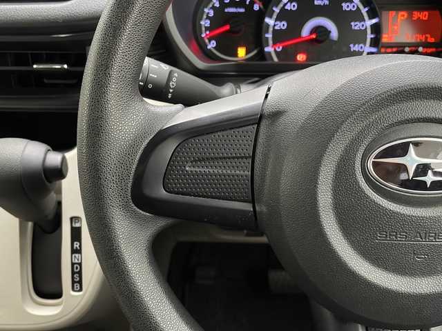 スバル ステラ G 山口県 2016(平28)年 7.2万km ブラックマイカメタリック 社外メモリナビ【GCX515】/・ワンセグテレビ/・Bluetooth/・CD／DVD/・AM/FM/・USB／iPod/ETC/バックカメラ/プッシュスタート/スマートキー/オートライト/オートエアコン/電動格納ミラー/純正フロアマット/スマートアシストIII/・衝突回避支援ブレーキ機能/・衝突警報機能/・車線逸脱警報機能/・AT誤発進抑制制御機能/・先行車発進お知らせ機能/安全装備 	 	 /・デュアルSRSエアバッグ	 	 	 /・ABS（EBD付）	 	 	 /・VDC	 	 	 /・エマージェンシーストップシグナル