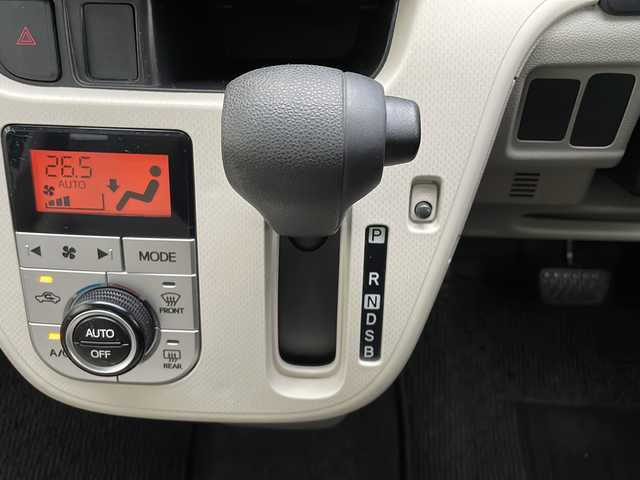 スバル ステラ G 山口県 2016(平28)年 7.2万km ブラックマイカメタリック 社外メモリナビ【GCX515】/・ワンセグテレビ/・Bluetooth/・CD／DVD/・AM/FM/・USB／iPod/ETC/バックカメラ/プッシュスタート/スマートキー/オートライト/オートエアコン/電動格納ミラー/純正フロアマット/スマートアシストIII/・衝突回避支援ブレーキ機能/・衝突警報機能/・車線逸脱警報機能/・AT誤発進抑制制御機能/・先行車発進お知らせ機能/安全装備 	 	 /・デュアルSRSエアバッグ	 	 	 /・ABS（EBD付）	 	 	 /・VDC	 	 	 /・エマージェンシーストップシグナル