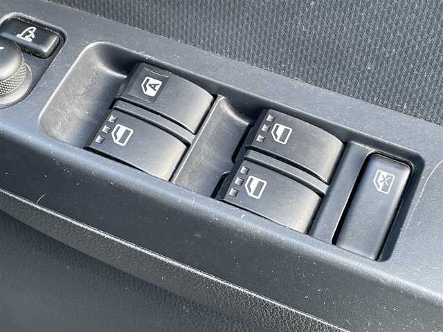 ダイハツ ミラ イース X リミテッド SAⅢ 新潟県 2022(令4)年 2.2万km スカイブルーメタリック 4WD/衝突被害軽減システム/HDDナビ/　　【CD　DVD　BT　MSV　USB】/バックカメラ/LEDオートライト/14インチアルミホイール/寒冷地仕様/アイドリングストップ/コーナーセンサー/電動格納ミラー/純正フロアマット/リモコンキー/スペアキー