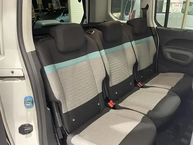 シトロエン ベルランゴ シャイン 愛知県 2020(令2)年 3.3万km 白 パノラミックガラスルーフ　/純正ディスプレイオーディオ　/Ｂｌｕｅｔｏｏｔｈ　/バックカメラ　/ＡｐｐｌｅＣａｒＰｌａｙ　/ＡｎｄｒｏｉｄＡｕｔｏ　/インテリジェントハイビーム　/ＢＳＭ　/ＬＫＡ　/ＥＴＣ/プッシュスタート/クルーズコントロール/アイドリングストップ/ウィンカーミラー