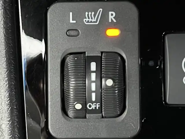 スバル エクシーガクロスオーバー７ モダンスタイル 道央・札幌 2016(平28)年 4.8万km クリスタルホワイトP ・４WD/・アイサイト/・純正ナビ/　CD/DVD/BT/フルセグ/・バックカメラ/・ドライブレコーダー/・ETC/・衝突被害軽減ブレーキ/・レーンキープアシスト/・レーダークルーズコントロール/・アイドリングストップ/・ハーフレザーシート/・パワーシート/・シートヒーター/・パドルシフト/・LEDヘッドライト/・スマートキー/・プッシュスタート/・電格ミラー/・横滑り防止装置