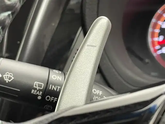 スバル エクシーガクロスオーバー７ モダンスタイル 道央・札幌 2016(平28)年 4.8万km クリスタルホワイトP ・４WD/・アイサイト/・純正ナビ/　CD/DVD/BT/フルセグ/・バックカメラ/・ドライブレコーダー/・ETC/・衝突被害軽減ブレーキ/・レーンキープアシスト/・レーダークルーズコントロール/・アイドリングストップ/・ハーフレザーシート/・パワーシート/・シートヒーター/・パドルシフト/・LEDヘッドライト/・スマートキー/・プッシュスタート/・電格ミラー/・横滑り防止装置