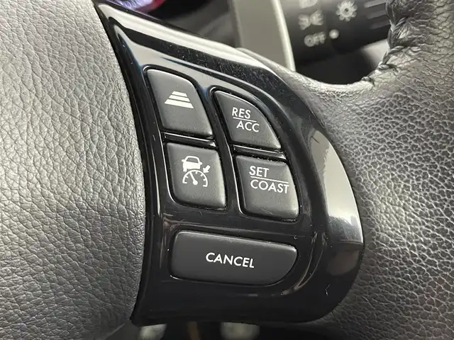 スバル エクシーガクロスオーバー７ モダンスタイル 道央・札幌 2016(平28)年 4.8万km クリスタルホワイトP ・４WD/・アイサイト/・純正ナビ/　CD/DVD/BT/フルセグ/・バックカメラ/・ドライブレコーダー/・ETC/・衝突被害軽減ブレーキ/・レーンキープアシスト/・レーダークルーズコントロール/・アイドリングストップ/・ハーフレザーシート/・パワーシート/・シートヒーター/・パドルシフト/・LEDヘッドライト/・スマートキー/・プッシュスタート/・電格ミラー/・横滑り防止装置