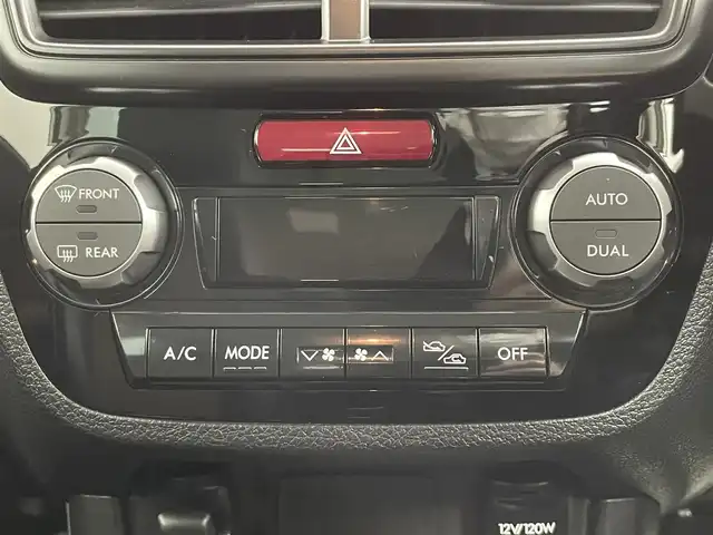 スバル エクシーガクロスオーバー７ モダンスタイル 道央・札幌 2016(平28)年 4.8万km クリスタルホワイトP ・４WD/・アイサイト/・純正ナビ/　CD/DVD/BT/フルセグ/・バックカメラ/・ドライブレコーダー/・ETC/・衝突被害軽減ブレーキ/・レーンキープアシスト/・レーダークルーズコントロール/・アイドリングストップ/・ハーフレザーシート/・パワーシート/・シートヒーター/・パドルシフト/・LEDヘッドライト/・スマートキー/・プッシュスタート/・電格ミラー/・横滑り防止装置