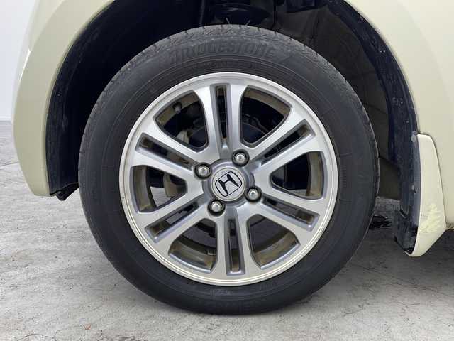 ホンダ Ｎ ＢＯＸ SSパッケージ 大阪府 2014(平26)年 5.4万km ヒダマリアイボリーパール 純正インターナビ(Gathers/VXM-145FSi)/【ワンセグTV/Bluetooth/CD/DVD/FM/AM】/両側パワースライドドア/バックカメラ/シティブレーキアクティブシステム/・低速域衝突軽減ブレーキ/・誤発進抑制機能/D/N席シートヒーター/純正14インチアルミホイール/HIDヘッドライト/オートライト/電動格納ミラー/シガーソケット/後席チップアップシート/ドアバイザー/W＋サイドエアバック/カーテンエアバック/ウィンカーミラー/スマートキー/スペアキー/プッシュスタート