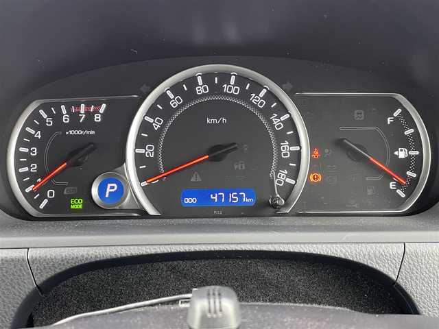 トヨタ ヴォクシー ZS 煌Ⅱ 大阪府 2016(平28)年 4.8万km ブラック トヨタセーフティセンス/純正ナビ（ＮＳＺＴ－Ｗ６６Ｔ）/バックカメラ/両側パワースライドドア/フルセグ/ＣＤ／ＤＶＤ再生/ＬＤＡ/ＬＥＤヘッドライト/オートハイビーム/ビルトインＥＴＣ２．０/純正ＡＷ