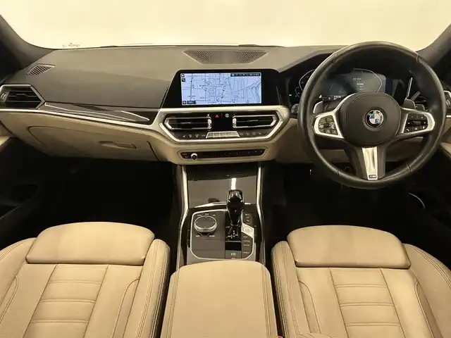 ＢＭＷ ３２０ｉ シトリンブラックエディション 岡山県 2020(令2)年 4.6万km 黒 ８８台限定車　/ハイラインパッケージ/オイスターレザー/シートヒーター　/純正ＨＤＤナビ　/３６０°カメラ　/Ｈｉｆｉｉピーカー　/パドルシフト　　/パワーシート　/ウッドパネル　/アクティブＰＤＣ　/ステアアシスト　/インテリジェントS/正面衝突警告/側面衝突警告/車線逸脱警告/コンフォートアクセス/ワイヤレス充電/オートホールド