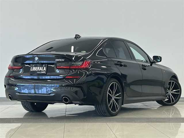 ＢＭＷ ３２０ｉ シトリンブラックエディション 岡山県 2020(令2)年 4.6万km 黒 ８８台限定車　/ハイラインパッケージ/オイスターレザー/シートヒーター　/純正ＨＤＤナビ　/３６０°カメラ　/Ｈｉｆｉｉピーカー　/パドルシフト　　/パワーシート　/ウッドパネル　/アクティブＰＤＣ　/ステアアシスト　/インテリジェントS/正面衝突警告/側面衝突警告/車線逸脱警告/コンフォートアクセス/ワイヤレス充電/オートホールド