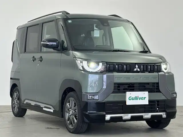 三菱 デリカミニ T プレミアム 愛知県 2025(令7)年 0.1万km未満 緑 純正９インチナビ　/（ＴＶ／ＢＴ）　/レーダークルーズコントロール　/全方位モニター　/パドルシフト　/衝突軽減システム　/コーナーセンサー　/レーンキープアシスト　/両側パワースライドドア　/ハーフレザーシート　/前席シートヒーター　/ハンドルヒーター　/純正ＡＷ