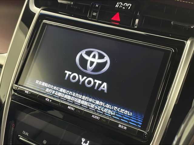 トヨタ ハリアー エレガンス 道東・釧路十勝 2017(平29)年 6.6万km スパークリングブラックパールクリスタルシャイン 純正ディーラーOPナビ/バックカメラ/フルセグTV/プリクラッシュセーフティ/レーンキープアシスト/レーダークルーズコントロール/オートライト/オートハイビーム/アイドリングストップ/ハーフレザーシート/パワーシート/オートドアミラー/ウィンカーミラー/フロアマット/ウッドコンビステアリング/ステアリングスイッチ/MTモード付きAT/プッシュスタート/純正アルミホイーツ（スタッドレス付）