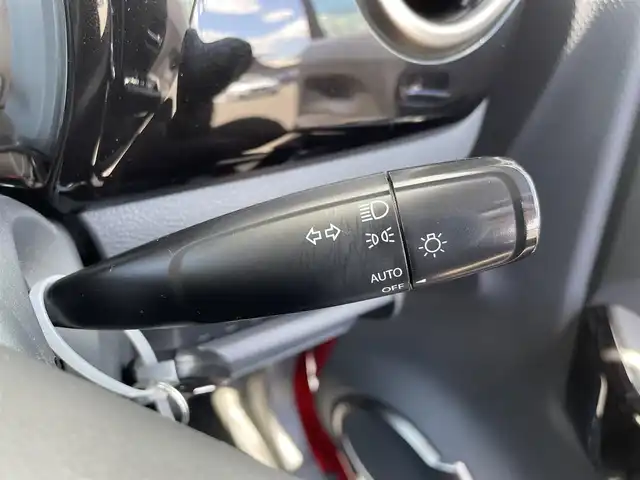 スズキ ハスラー Jスタイル Ⅱ 熊本県 2016(平28)年 4.3万km フェニックスレッドパール/ホワイト2トーンルーフ 社外ナビ/・AM/FM/CD/DVD/SD/USB/AUX/iPod/BT/・ワンセグTV/デュアルカメラブレーキサポート/誤発進抑制機能/アイドリングストップ/横滑り防止機能/衝突被害軽減システム/革巻きステアリング/・ステアリングスイッチ/ハーフレザーシート/・D/N席シートヒーター/電動格納ミラー/・ウィンカーミラー/ETC/オートライト/・HIDライト/・フォグランプ/社外アルミホイール/社外フロアマット/スマートキー/・スペアキー