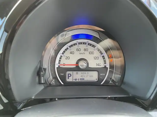 スズキ ハスラー Jスタイル Ⅱ 熊本県 2016(平28)年 4.3万km フェニックスレッドパール/ホワイト2トーンルーフ 社外ナビ/・AM/FM/CD/DVD/SD/USB/AUX/iPod/BT/・ワンセグTV/デュアルカメラブレーキサポート/誤発進抑制機能/アイドリングストップ/横滑り防止機能/衝突被害軽減システム/革巻きステアリング/・ステアリングスイッチ/ハーフレザーシート/・D/N席シートヒーター/電動格納ミラー/・ウィンカーミラー/ETC/オートライト/・HIDライト/・フォグランプ/社外アルミホイール/社外フロアマット/スマートキー/・スペアキー