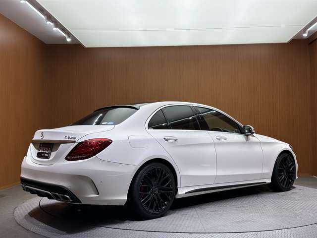 メルセデス・ベンツ Ｃ２００ アバンギャルド 千葉県 2015(平27)年 7.1万km ポーラホワイト ｃａｒｌｓｓｏｎ製１９インチＡＷ　/純正ナビ　/バックカメラ　/ハーフレザーシート　/シートヒーター　/パワーシート　/ドライブレコーダー　/フルセグＴＶ　/ＬＥＤヘッドライト　/オートライト　/ＥＴＣ