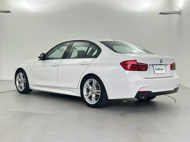 ＢＭＷ ３１８ｉ Mスポーツ 福井県 2016(平28)年 5.5万km アルピンホワイトⅢ Mスポーツ/純正ナビゲーション/【AM/FM/CD/Bluetooth/AUX】/バックカメラ/ETC/パワーシート（運転席/助手席）/オートライト/LEDヘッドライド/プッシュスタート/スマートキー/スペアキー/ドライブレコーダー