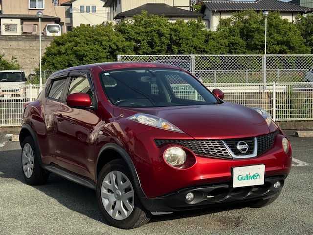 日産 ジューク 15RX タイプV 熊本県 2012(平24)年 5.2万km ラディアントレッド プッシュスタート/純正ナビ/バックカメラ/ETC/オートライト/フォグライト/純正フロアマット/純正ドアバイザー/新車保証書/取扱説明書