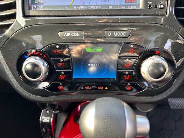 日産 ジューク 15RX タイプV 熊本県 2012(平24)年 5.2万km ラディアントレッド プッシュスタート/純正ナビ/バックカメラ/ETC/オートライト/フォグライト/純正フロアマット/純正ドアバイザー/新車保証書/取扱説明書