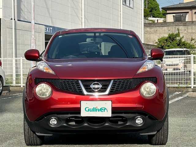 日産 ジューク 15RX タイプV 熊本県 2012(平24)年 5.2万km ラディアントレッド プッシュスタート/純正ナビ/バックカメラ/ETC/オートライト/フォグライト/純正フロアマット/純正ドアバイザー/新車保証書/取扱説明書