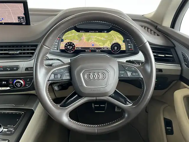 アウディ Ｑ７ 55TFSIクワトロアダプティブエアサスペンション 山形県 2020(令2)年 4.6万km 黒 7シーターパッケージ/・3列シート/・4ゾーンオートマチックエアコンディショナー/・電動リアゲート/・フットオープナー/コンフォートパッケージ/・コンフォートシート/・シードベンチレーション/・ボルテラレザー/パノラマサンルーフ/純正ナビ/フルセグTV/360°カメラ