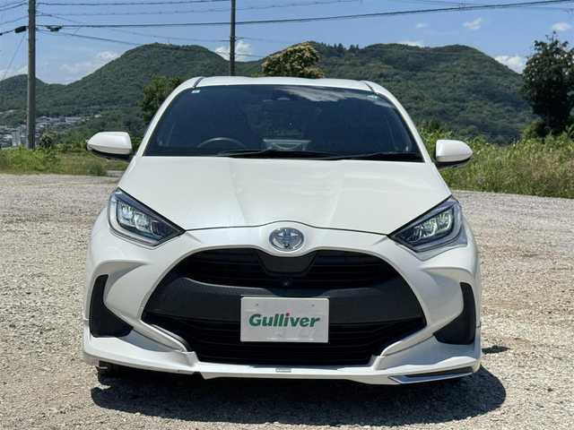 トヨタ ヤリス G 兵庫県 2021(令3)年 5.1万km ホワイトパールクリスタルシャイン モデリスタフロントエアロ/純正ディスプレイオーディオ/全方位モニター/Bluetooth接続可/3眼LEDヘッドライト