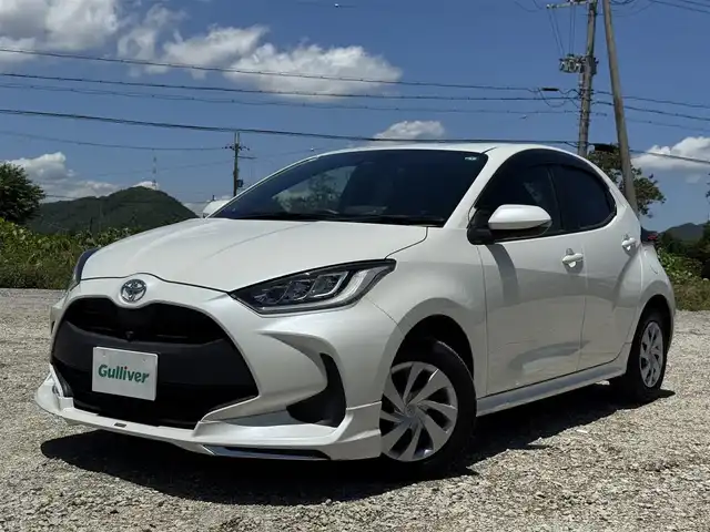 トヨタ ヤリス G 兵庫県 2021(令3)年 5.1万km ホワイトパールクリスタルシャイン モデリスタフロントエアロ/純正ディスプレイオーディオ/全方位モニター/Bluetooth接続可/3眼LEDヘッドライト