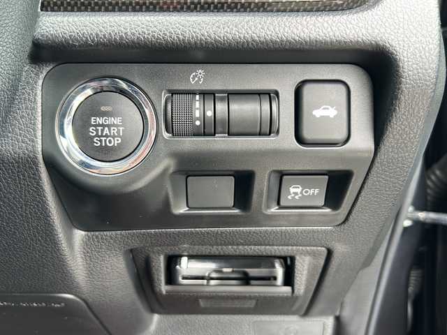 スバル ＷＲＸ ＳＴＩ STI 愛知県 2017(平29)年 7万km ダークグレーメタリック /禁煙車/ワンオーナー/6速MT//STiフロントリップスポイラー//STiリアアンダースポイラー//大型リアウィング/4本出しマフラー//ダイアトーンナビ・フルセグTV//Bluetooth/CD・DVD//バックカメラ/ETC//前方純正ドライブレコーダー//ドライバーズコントロールセンターデフ//LEDオートライト/フォグランプ//プッシュスタート/横滑り防止装置//アルミペダル/電動格納ミラーウインカー//ヘッドライトレベライザー//純正１８インチアルミ//純正フロアマット//ハーフレザーシート//ステアリングスイッチ//新車保証書/取扱説明書//スペアキー