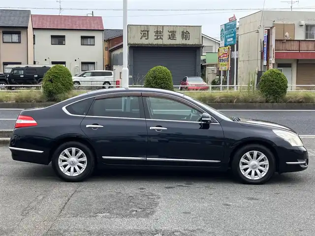 日産 ティアナ 250XL 三重県 2008(平20)年 6.4万km サファイアブラック ♪メーカーナビ/　・CD録音・Bluetooth・ラジオ/♪バックガイドカメラ/♪スマートキーx２/♪プッシュスタート/♪D/N席パワーシート/♪N席オットマン/♪革巻きステアリング/♪ステアリングスイッチ/♪ビルトインETC/♪オートライト/♪フォグライト/♪電動格納ミラー/♪ウィンカーミラー/♪フロアマット/♪ライトレベリング/♪ドアバイザー/♪プライバシーガラス/♪サイドエアバック