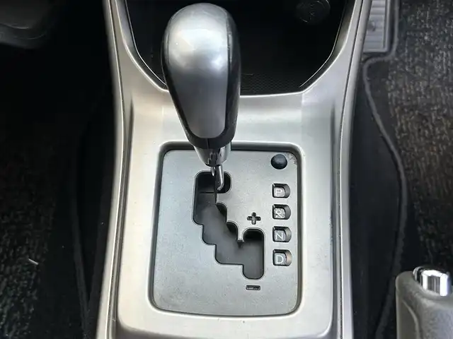 スバル インプレッサ 1．5i－S 宮城県 2009(平21)年 16.2万km スパークシルバーメタリック 登録時走行距離162013km/プッシュスタート/パワーステアリング/パワーウインドウ/スマートキー/AAC/CD・DVD/AM/FM/ETC/フルフラット/フロアマット純正/パワーシート(運転席)/サイドエアロ/純正１６インチAW/ABS/横滑り防止装置/盗難防止装置/オービスレーダー