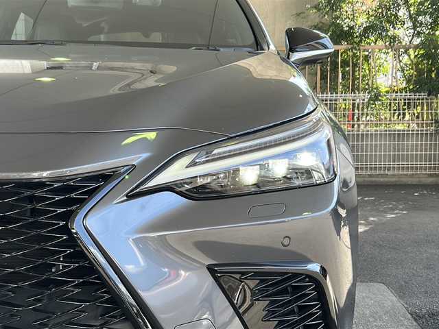 レクサス ＮＸ 450h+ Fスポーツ 京都府 2022(令4)年 2.2万km ソニッククロム ワンオーナー /TRDディフューザースポーツマフラー /オレンジキャリパー /全方位カメラ /HUD /プロアクティブドライビングアシスト /安心降車アシスト /クリアランスソナー/リアカメラディテクション/リアクロストラフィックアラート/ロードサインアシスト/ブレーキホールド/デジタルインナーミラー/ウィンカーミラー/3眼LEDヘッドライト/フロントフォグランプ/オートライト/オートマチックハイビーム /BSM /PKSB /４WD/14インチ純正ディスプレイオーディオ/フルセグTV/CD再生機能/Bluetooth/USB/Miracast/全席シートヒーター/運転席＋助手席エアシート/メモリーパワーシート/パドルシフト/全方位ドライブレコーダー(DC5800)/Wサイドエアバッグ/カーテンエアバッグ