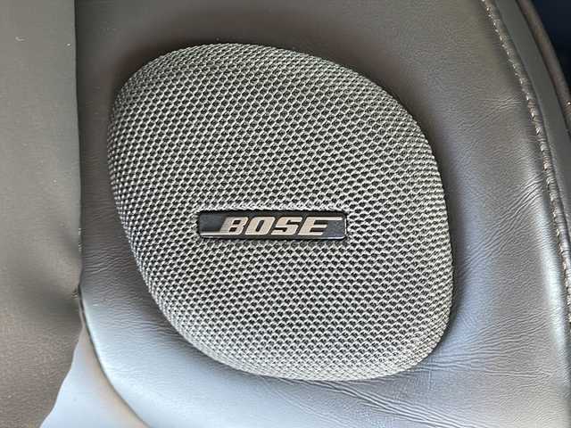 日産 シーマ ハイブリッド VIP G 大阪府 2017(平29)年 8.9万km スーパーブラック エマージェンシーブレーキ　サンルーフ　黒革シート　純正ナビ　CD DVD BT フルセグTV　後席ヘッドレストモニター　ＢＯＳＥサウンド　全席シートヒーター　前席シートクーラー　全席パワーシート　電動リアサンシェード　後席サイドシェード　助手席オットマン　左サイド・バックカメラ　ＥＴＣ　電動コーナーポール　フォグ　レーダークルコン　スマートキー　オートライト