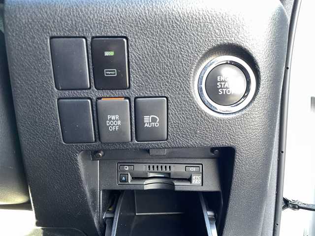 トヨタ アルファード S 三重県 2021(令3)年 4.3万km ホワイトパールクリスタルシャイン ワンオーナー/トヨタセーフティセンス/　・レーダークルーズ/　・レーンキープアシスト/　・衝突被害低減ブレーキ/　・LEDヘッドライト/　・オートハイビーム/前後コーナーセンサー/ブレーキオートホールド　/ナビ/　・フルセグTV/CD/DVD/BlueTooth/　・AppleCarPlay/AndroidAuto/フリップダウンモニター/両側パワスラドア/ビルトインETC2.0/取説/保証書/スペアキー