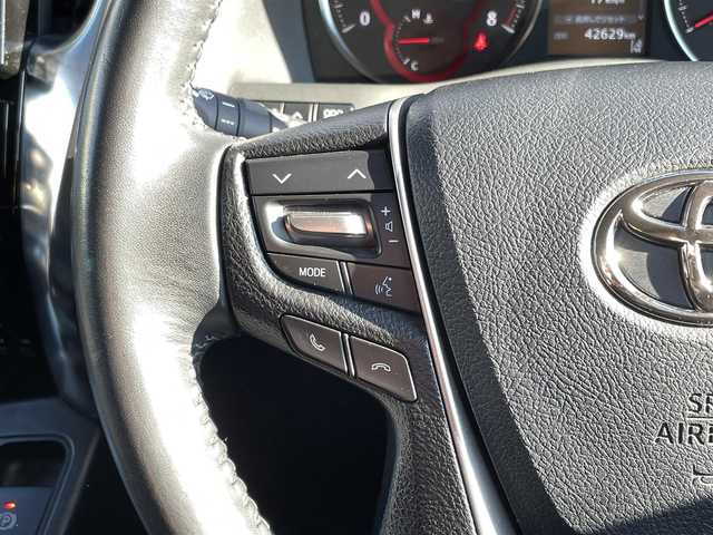 トヨタ アルファード S 三重県 2021(令3)年 4.3万km ホワイトパールクリスタルシャイン ワンオーナー/トヨタセーフティセンス/　・レーダークルーズ/　・レーンキープアシスト/　・衝突被害低減ブレーキ/　・LEDヘッドライト/　・オートハイビーム/前後コーナーセンサー/ブレーキオートホールド　/ナビ/　・フルセグTV/CD/DVD/BlueTooth/　・AppleCarPlay/AndroidAuto/フリップダウンモニター/両側パワスラドア/ビルトインETC2.0/取説/保証書/スペアキー