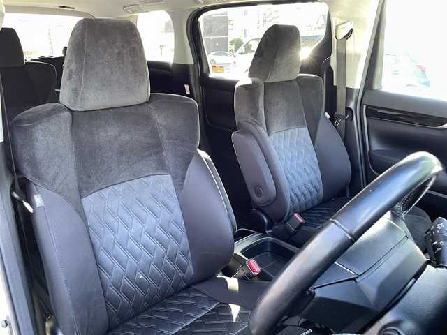 トヨタ アルファード S 三重県 2021(令3)年 4.3万km ホワイトパールクリスタルシャイン ワンオーナー/トヨタセーフティセンス/　・レーダークルーズ/　・レーンキープアシスト/　・衝突被害低減ブレーキ/　・LEDヘッドライト/　・オートハイビーム/前後コーナーセンサー/ブレーキオートホールド　/ナビ/　・フルセグTV/CD/DVD/BlueTooth/　・AppleCarPlay/AndroidAuto/フリップダウンモニター/両側パワスラドア/ビルトインETC2.0/取説/保証書/スペアキー