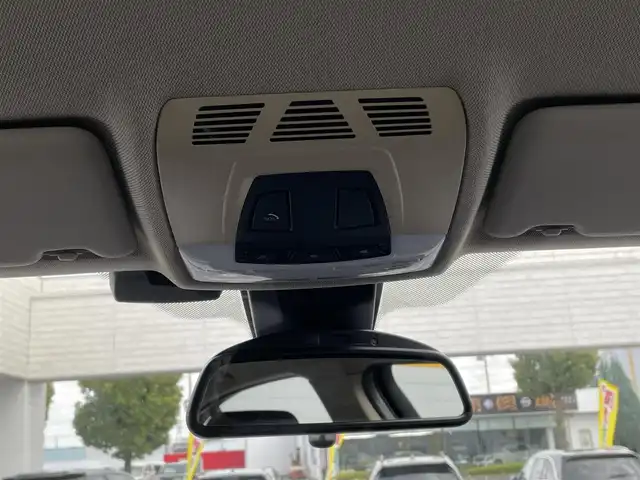 ＢＭＷ ３２０ｄ ラグジュアリー 埼玉県 2016(平28)年 18.7万km インペリアル・ブルー・ブリリアント・エフェクト 純正ナビ/ＢＳＭ/ＡＣＣ/レーンキープ/バックカメラ/ＥＴＣ/ハンズフリートランクオープナー/スペアキー