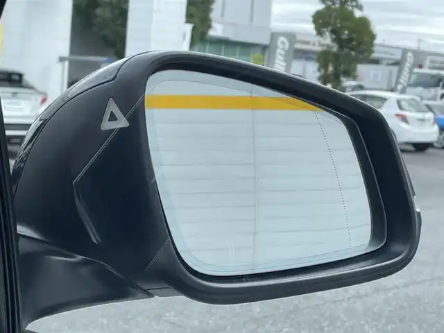 ＢＭＷ ３２０ｄ ラグジュアリー 埼玉県 2016(平28)年 18.7万km インペリアル・ブルー・ブリリアント・エフェクト 純正ナビ/ＢＳＭ/ＡＣＣ/レーンキープ/バックカメラ/ＥＴＣ/ハンズフリートランクオープナー/スペアキー