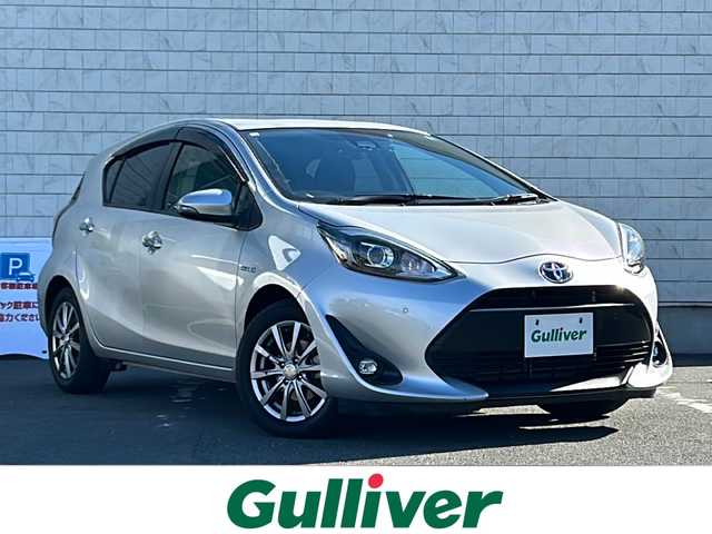 トヨタ アクア S スタイルブラック 愛知県 2018(平30)年 7.8万km シルバー 純正SDナビ　/バックカメラ　/Ｂｌｕｅｔｏｏｔｈ　/ワンセグＴＶ　/前ドラレコ　/ＥＴＣ　/ＣＤ　ＤＶＤ　/前後ソナー　/オートハイビーム　/社外アルミホイール　/ＬＥＤヘッドライト　/プッシュスタート