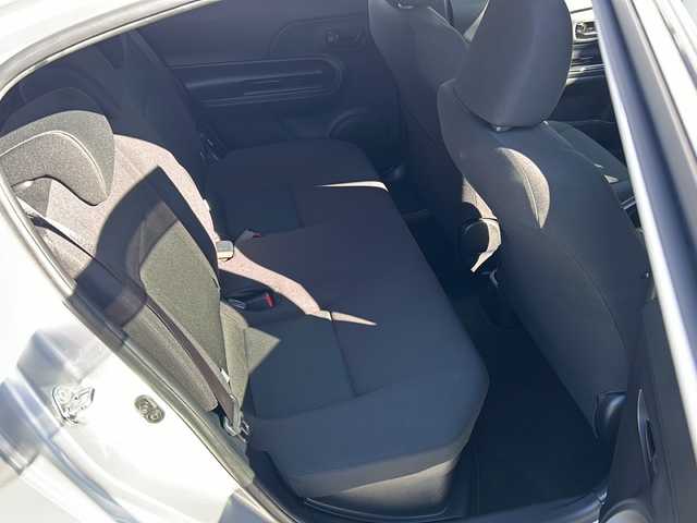 トヨタ アクア S スタイルブラック 愛知県 2018(平30)年 7.8万km シルバー 純正SDナビ　/バックカメラ　/Ｂｌｕｅｔｏｏｔｈ　/ワンセグＴＶ　/前ドラレコ　/ＥＴＣ　/ＣＤ　ＤＶＤ　/前後ソナー　/オートハイビーム　/社外アルミホイール　/ＬＥＤヘッドライト　/プッシュスタート