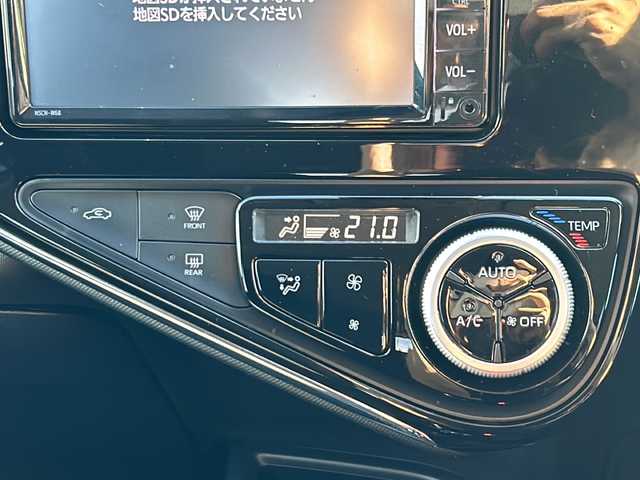 トヨタ アクア S スタイルブラック 愛知県 2018(平30)年 7.8万km シルバー 純正SDナビ　/バックカメラ　/Ｂｌｕｅｔｏｏｔｈ　/ワンセグＴＶ　/前ドラレコ　/ＥＴＣ　/ＣＤ　ＤＶＤ　/前後ソナー　/オートハイビーム　/社外アルミホイール　/ＬＥＤヘッドライト　/プッシュスタート