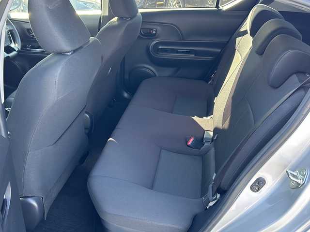 トヨタ アクア S スタイルブラック 愛知県 2018(平30)年 7.8万km シルバー 純正SDナビ　/バックカメラ　/Ｂｌｕｅｔｏｏｔｈ　/ワンセグＴＶ　/前ドラレコ　/ＥＴＣ　/ＣＤ　ＤＶＤ　/前後ソナー　/オートハイビーム　/社外アルミホイール　/ＬＥＤヘッドライト　/プッシュスタート